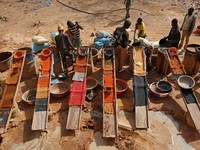 Tambang Emas di Burkina Faso Diserang Teroris, 20 Orang Tewas
