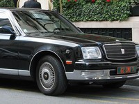 Di Atas Langit Ada Langit, di Atas Lexus Ada Mobil Super Mewah Ini