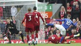 Di babak kedua Leicester City berhasil menyamakan kedudukan lewat James Maddison pada menit ke-80. (AP Photo/Jon Super)