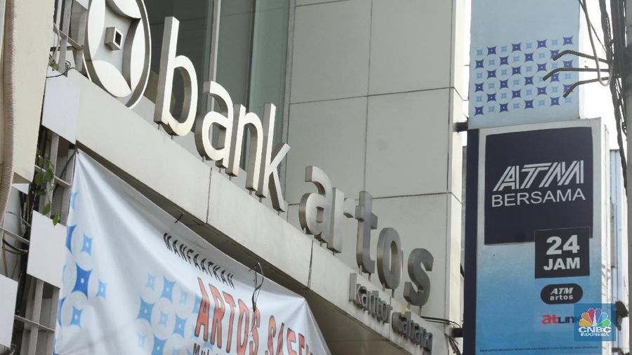Otoritas bursa ini kembali mengghentikan perdagangan saham ARTO setelah kemarin ditransaksikan auto rejection lagi.