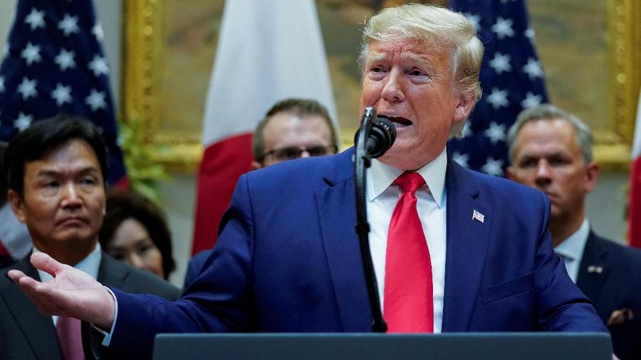 Presiden Amerika Serikat (AS), Donald Trump, besok dikabarkan akan menemui utusan dagang China.