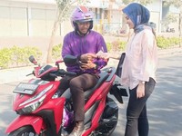 Tantang Grab & Gojek, Kok Beujek Tak ada di Play Store?