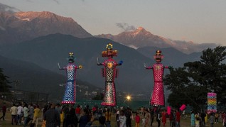 FOTO: Mengalahkan Kejahatan di Festival Dussehra