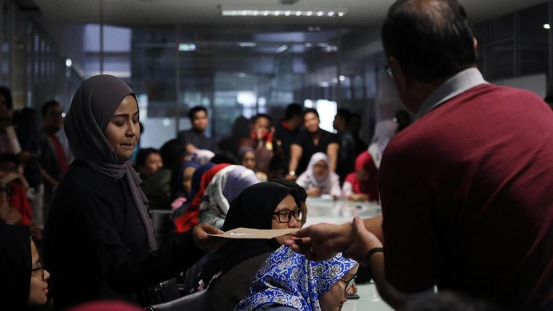 Sebuah koran asal Malaysia berusia 80 tahun tutup. Koran bernama Utusan Malaysia ini sudah bertahun-tahun mengalami masalah keuangan.