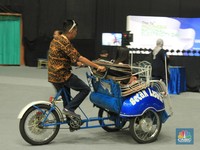 Tukang Becak di Jawa Mendadak Jadi OKB, Menang Undian Rp 50 M