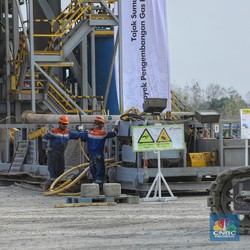Selangkah Lagi, Proyek Gas Kebanggaan Jokowi Bakal Nyembur!