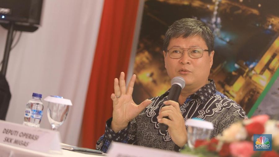 Direktur operasi SKK Migas, Julius Wiratno (CNBC Indonesia/Andrean Kristianto)