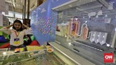 Selain itu, diharapkan pula menjawab revisi grid code, regulasi terkait baterai/ESS dan regulasi terkait bisnis sarana pengisian listrik umum (SPLU) dan sarana pengisian kendaraan listrik umum (SPKLU) untuk melengkapi Perpres mobil listrik yang sudah diterbitkan. (CNN Indonesia/Adhi Wicaksono).