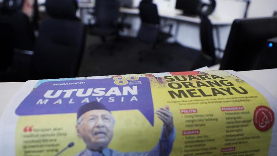 Sebuah koran asal Malaysia berusia 80 tahun tutup. Koran bernama Utusan Malaysia ini sudah bertahun-tahun mengalami masalah keuangan.