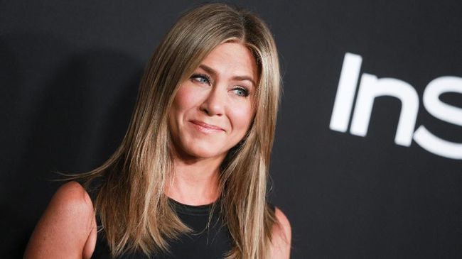 Raih Gelar Ikon Jennifer Aniston Kenang Serial Friends