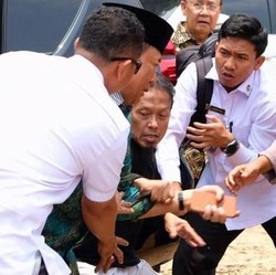 Detik-Detik Menkopolhukam Wiranto Kena Tusuk di Banten