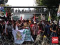 Ratusan Petani Demo, Jalan Menuju Istana Ditutup