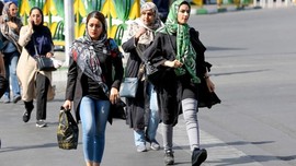 Wanita Boleh Tonton Sepak Bola di Iran, Tiket Laris Terjual