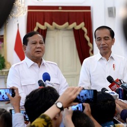 Prabowo Temui Jokowi, PAN Tegaskan Tetap di Luar Pemerintahan