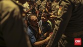 Para pencari suaka ini mendesak UNHCR memberikan tempat tinggal dan bantuan yang layak untuk mereka. (CNN Indonesia/Bisma Septalisma)
