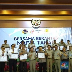 Jurus Berantas Mafia Tanah: Hapus Girik Sampai Sertifikasi