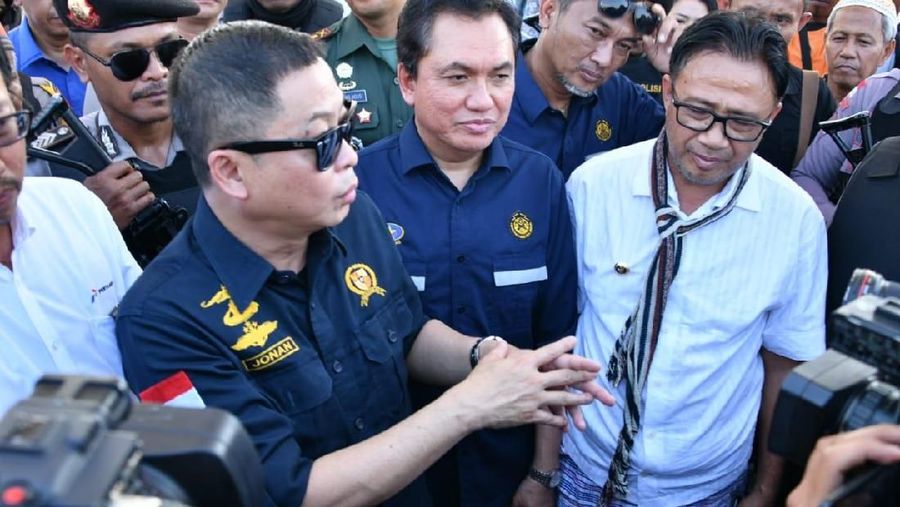 Jonan didoakan jadi menteri lagi oleh warga, ia pun membuka soal tantangannya menjadi menteri energi