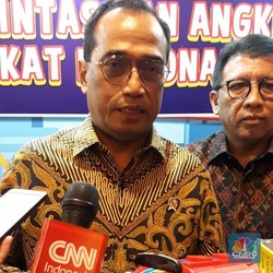 Maskapai Kandangkan Pesawat Retak, Menhub: Pasti Rugi!