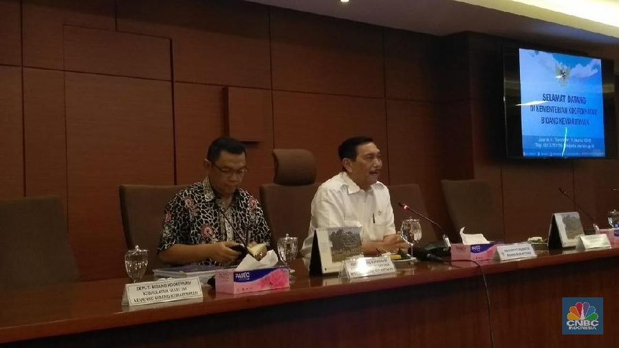 Ketidakpastian ekonomi dunia yang luar biasa disebut Luhut jadi salah satu penyebabnya.