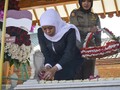 Sambut HUT Jatim, Khofifah Ziarah ke Makam Gubernur Pertama