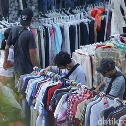 Catat! Ini Lokasi Rawan Masuknya Baju Impor Bekas di RI
