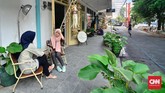 Ruang kreatif yang terletak persis di seberang Kejaksaan Agung RI tersebut kini bernama M Bloc, yang dibangun dari bangunan dan lahan Peruri yang sudah terbengkalai sejak 2005. (CNN Indonesia/ Daniela Dinda)