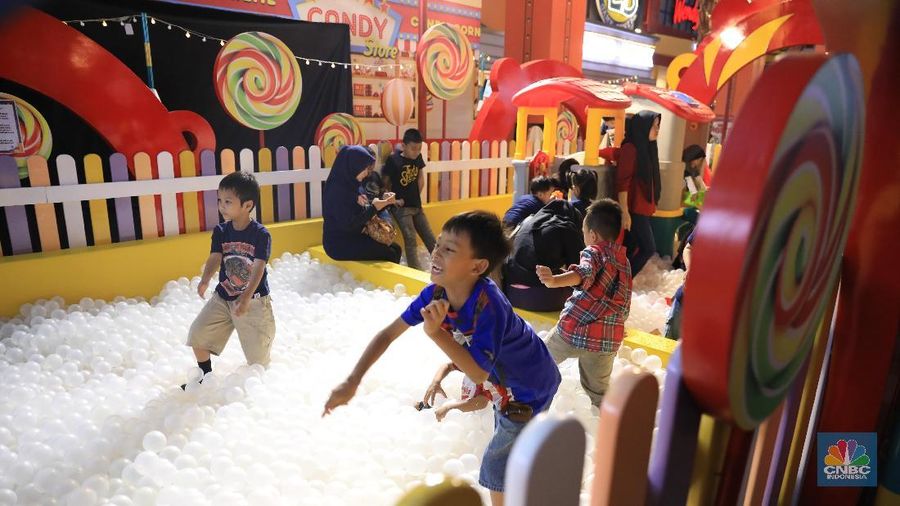 Trans Studio Cibubur menawarkan sejumlah wahana yang siap memanjakan para pengunjung.