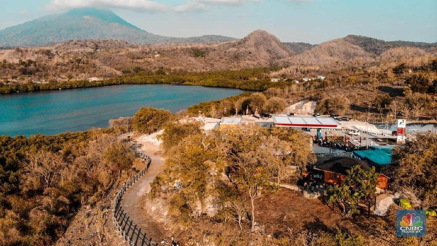 Mulai 11 Oktober 2019, SPBU Omesuri telah beroperasi sebagai salah satu titik BBM Satu Harga di Indonesia.