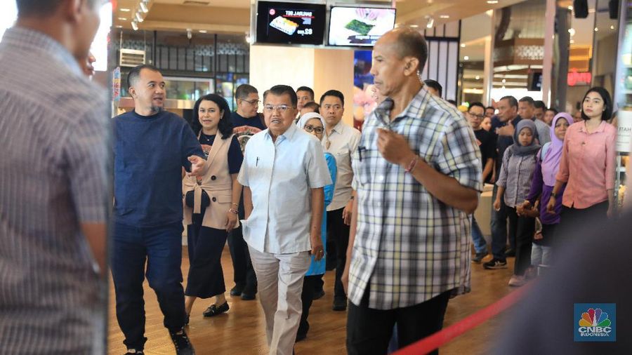 Jusuf Kalla berkunjung ke Trans Studi Cibubur