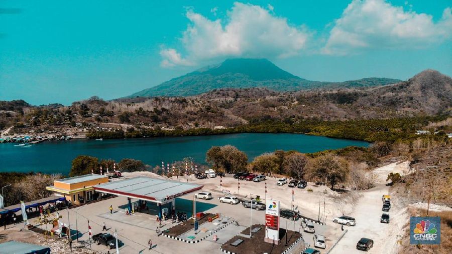 Mulai 11 Oktober 2019, SPBU Omesuri telah beroperasi sebagai salah satu titik BBM Satu Harga di Indonesia.