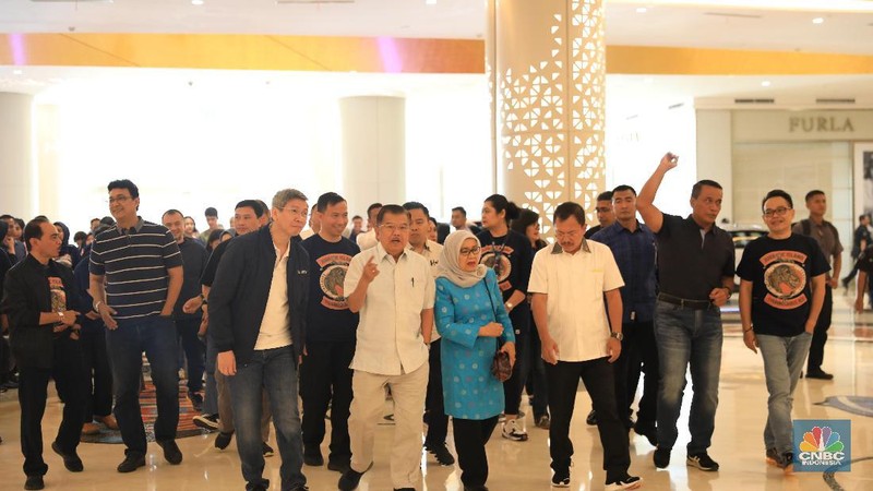 Jusuf Kalla berkunjung ke Trans Studi Cibubur