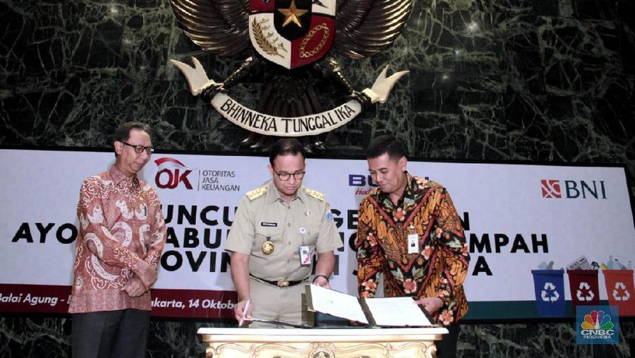 BNI bersama Otoritas Jasa Keuangan (OJK) Kantor Regional 1, dan Pemda DKI memperluas Gerakan Ayo Menabung dengan Sampah.