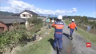 VIDEO: Proses Pencarian Korban Topan Hagibis Dilanjutkan