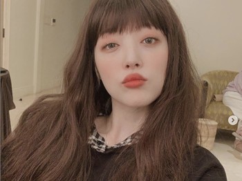 Mengharukan, Ini Petikan Wawancara Terakhir Sulli F(x)