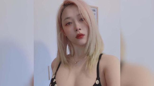 Sulli f(x) Meninggal, SuJu hingga SuperM Batalkan Acara