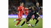 Pada pertandingan Kualifikasi Piala Eropa 2020 antara Wales vs Kroasia di Stadion Cardiff City, Minggu (13/10), dua bintang mengalami cedera, yakni Luka Modric dan Gareth Bale. (Nigel French/PA via AP)