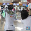 Pekerjaan Manusia Ini Diambil oleh Robot di Bandara Soetta