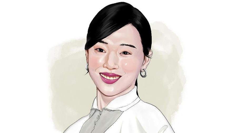 Sulli kerap menjadi kontroversi, karena pendapat dan tindakannya yang bertentangan dengan konservatisme Korea Selatan. Ia bisa jadi simbol kebebasan.