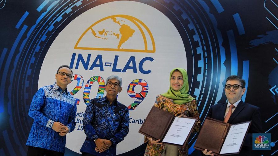Lembaga Pembiayaan Ekspor Indonesia (LPEI) sebagai Special Mission Vehicles (SMV) Kementerian Keuangan RI dalam hal pengembangan ekspor nasional.