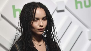 Zoe Kravitz Kelelahan Latihan Jadi Catwoman untuk The Batman