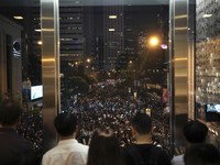 Hong Kong Belum Juga Kelar, Ratusan Petugas Medis Ikut Demo