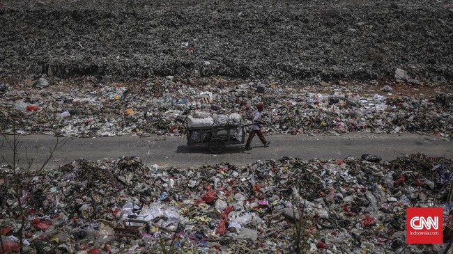 Foto Gunungan Sampah Di Tpa Rawa Kucing Tangerang