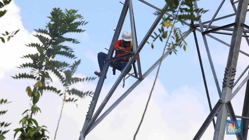 PLN telah menyelesaikan proyek tol listrik yang menghubungkan Sulawesi Selatan (Sulsel) dan Sulawesi Tenggara (Sultra).