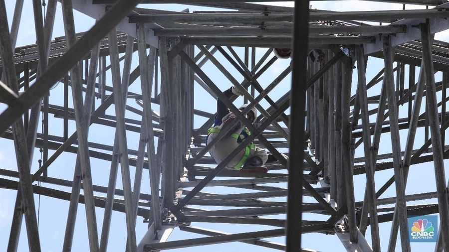 PLN telah menyelesaikan proyek tol listrik yang menghubungkan Sulawesi Selatan (Sulsel) dan Sulawesi Tenggara (Sultra).