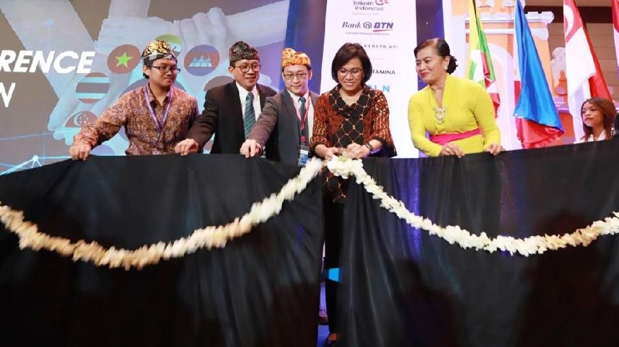 Bank Dunia hingga Dana Moneter Internasional ramai-ramai memangkas angka ramalan pertumbuhan global.