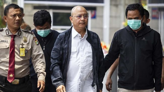 KPK Tetapkan Wali Kota Medan Dzulmi Eldin Tersangka Suap