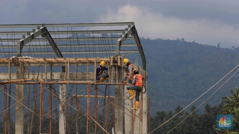 Pertumbuhan investasi pasca interkoneksi Sulsel - Sultra, PLN bergegas membangun infrastruktur di Sulawesi Tenggara.