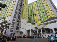 Mengintip Penampakan Kios di Bawah Rusunawa Pasar Rumput