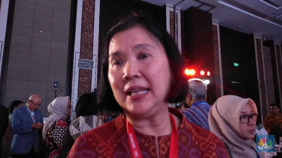 Regulasi tentang akuntan publik, sebaiknya perlu direvisi.
