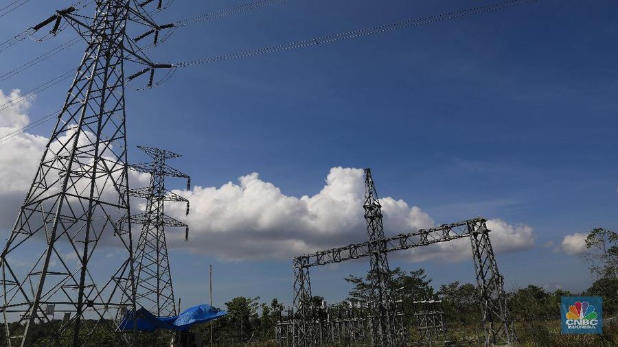 Melihat Gardu Induk 150kV Kendari. CNBC Indonesia/Muhammad Sabki